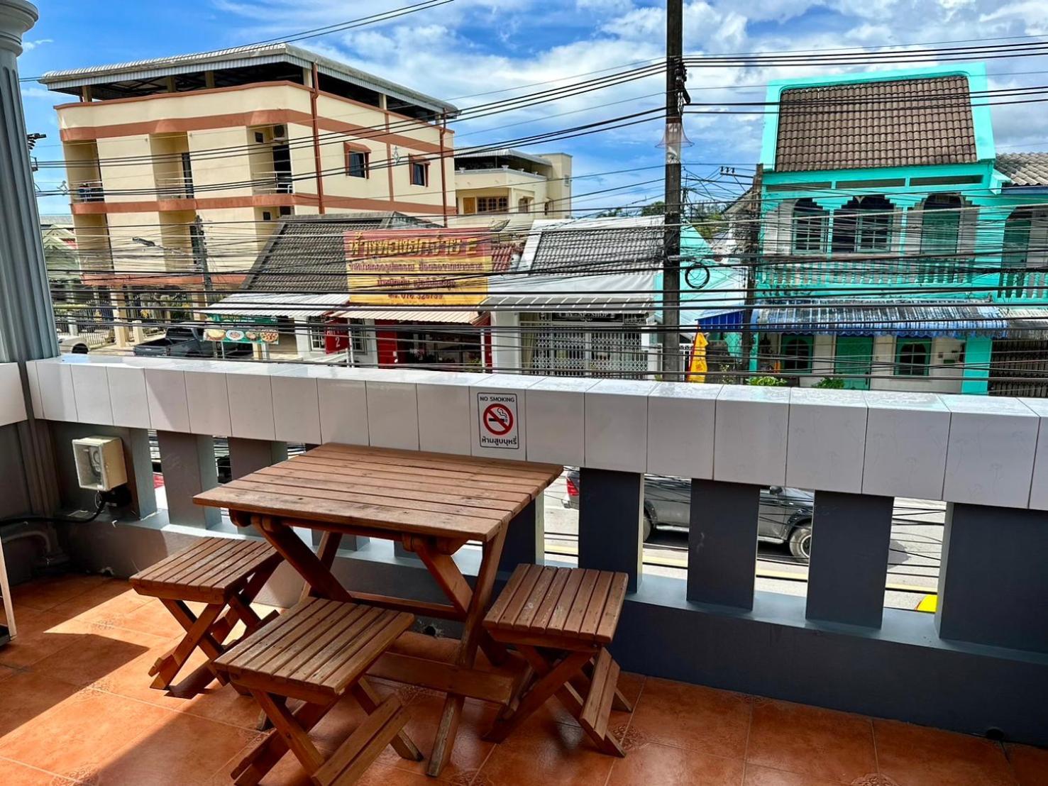 Niece Hostel Phuket - Sha Extra Plus Bagian luar foto