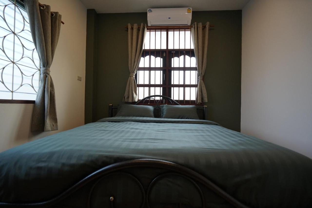 Niece Hostel Phuket - Sha Extra Plus Bagian luar foto